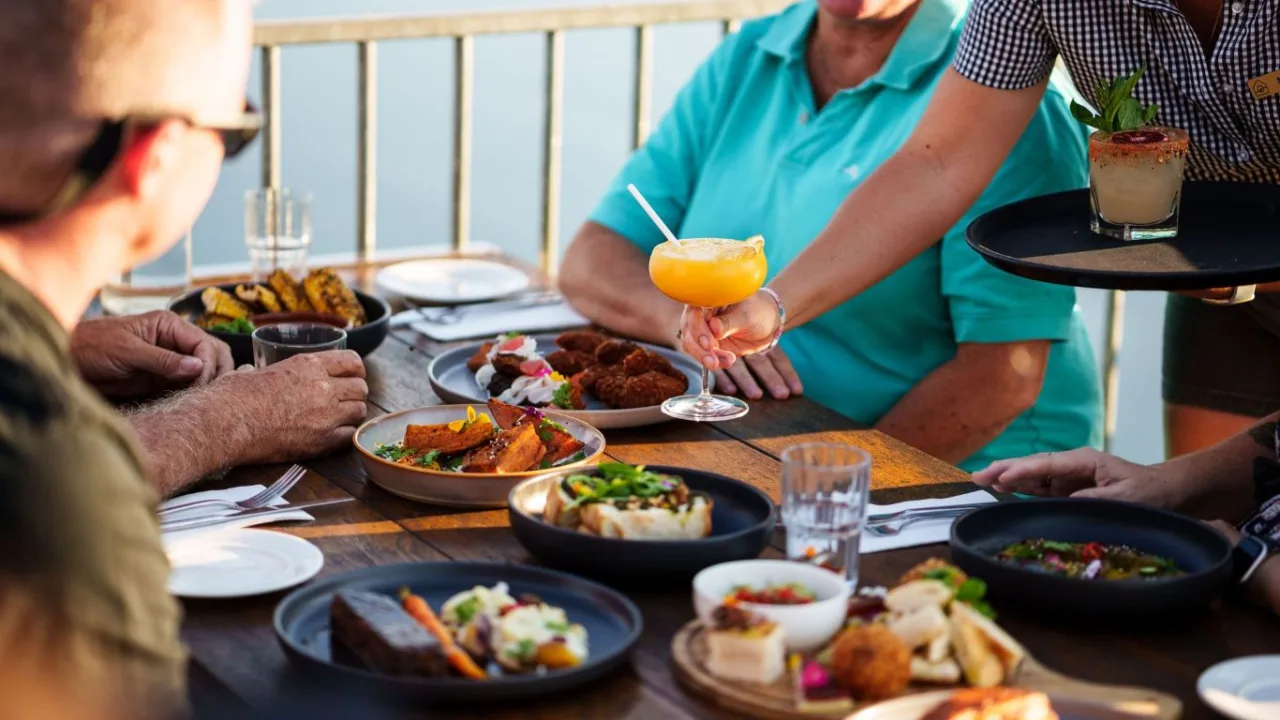 Lunch Service at The Pumphouse in Kununurra